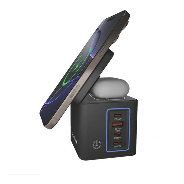inno3C i-105WS 105W Qi2 + GaN 6-in-1 Wireless Fast Charging Dock