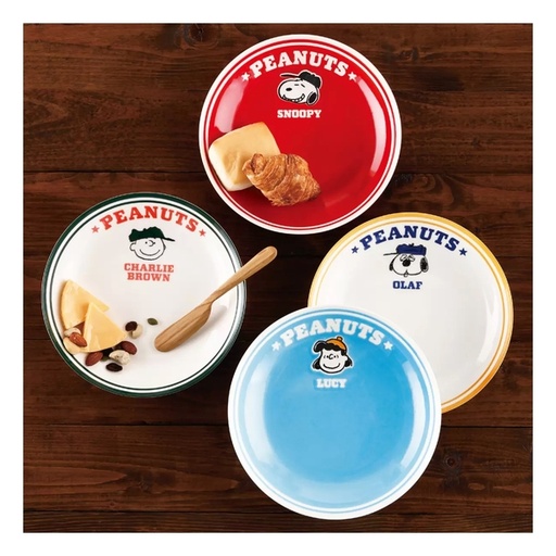 [147F0172] Snoopy - Japanese version of Snoopy Family Ceramic Plates (Set of 4)